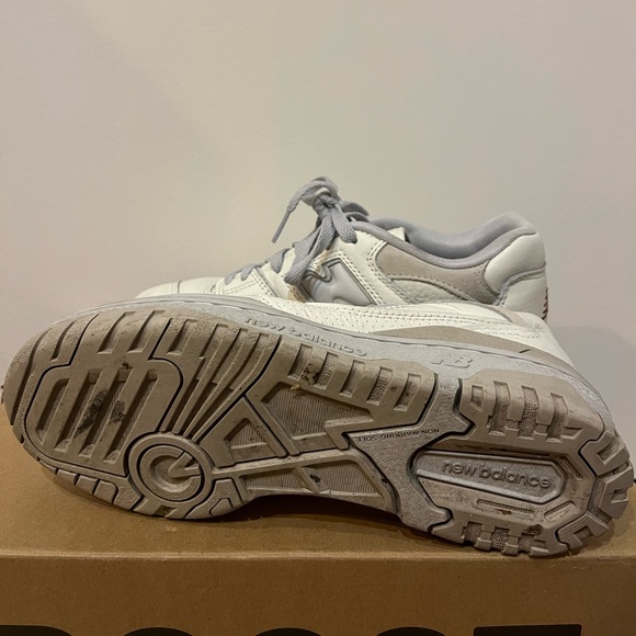 New Balance 550 Lunar New Year Sea Salt - Picture 3 of 8